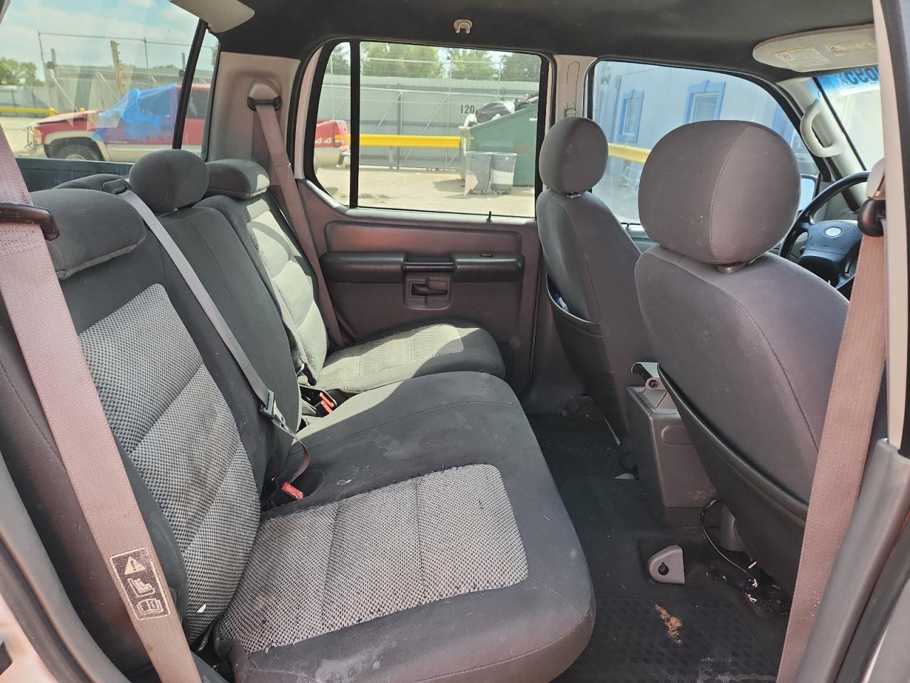 2004 Ford Explorer Sport Trac VIN: 1FMZU77K24UA66118 Lot: 81629695