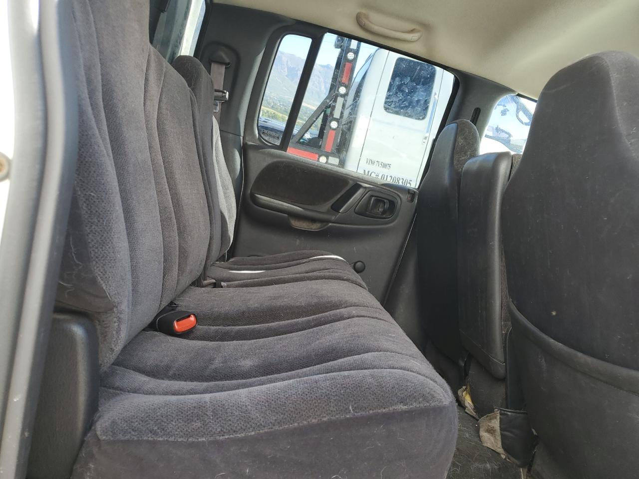 2000 Dodge Dakota Quad VIN: 1B7GG2AN1YS756470 Lot: 84053895