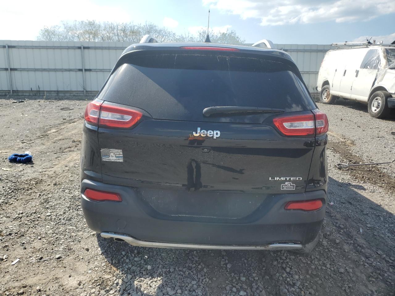 2017 Jeep Cherokee Limited VIN: 1C4PJLDB1HW572700 Lot: 84636415