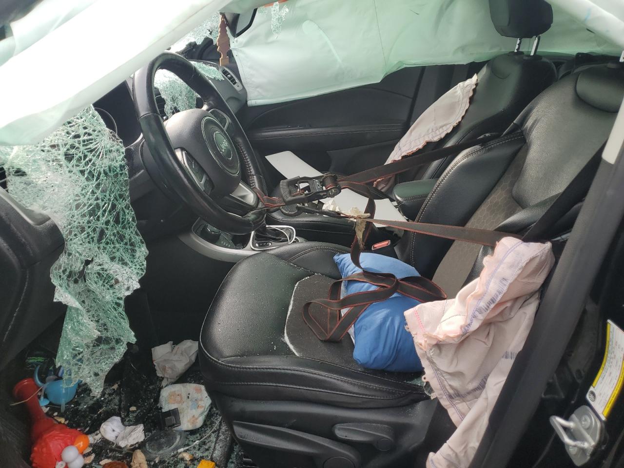 2020 Jeep Compass Latitude VIN: 3C4NJDBB4LT153870 Lot: 81761635