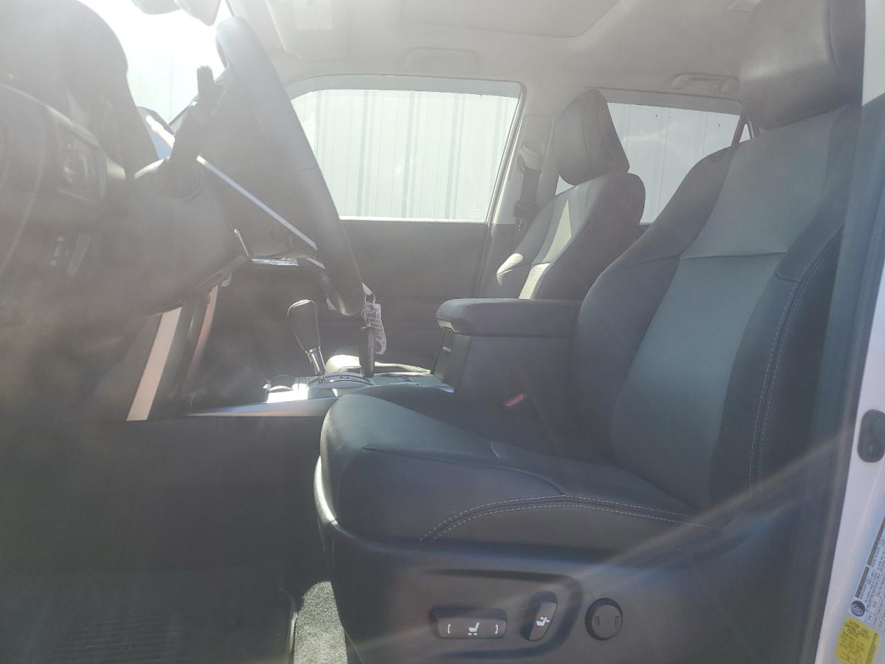 2024 Toyota 4Runner Sr5/Sr5 Premium VIN: JTENU5JR5R6247993 Lot: 80641845