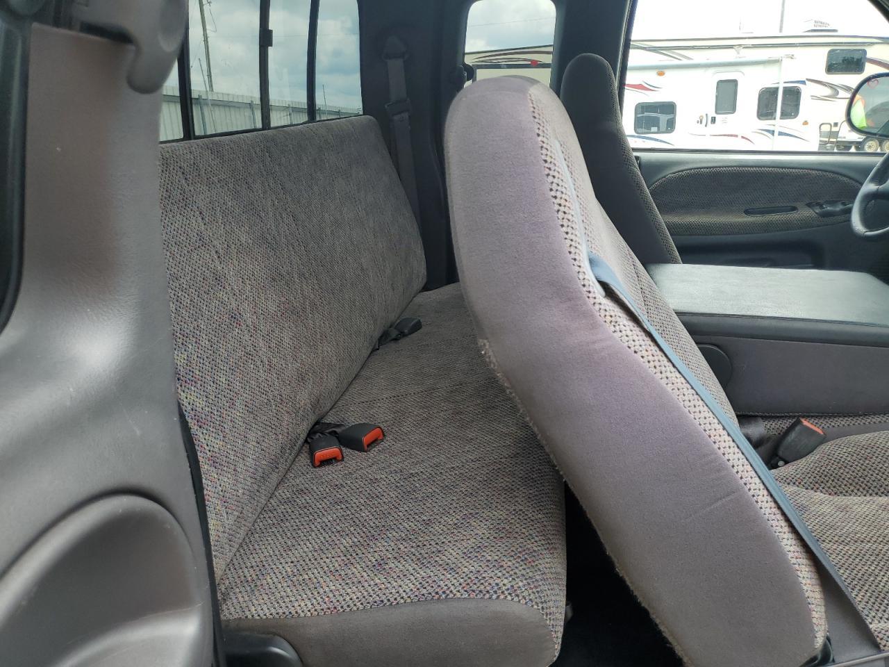 1998 Dodge Ram 1500 VIN: 3B7HF13Z6WG100965 Lot: 71392595