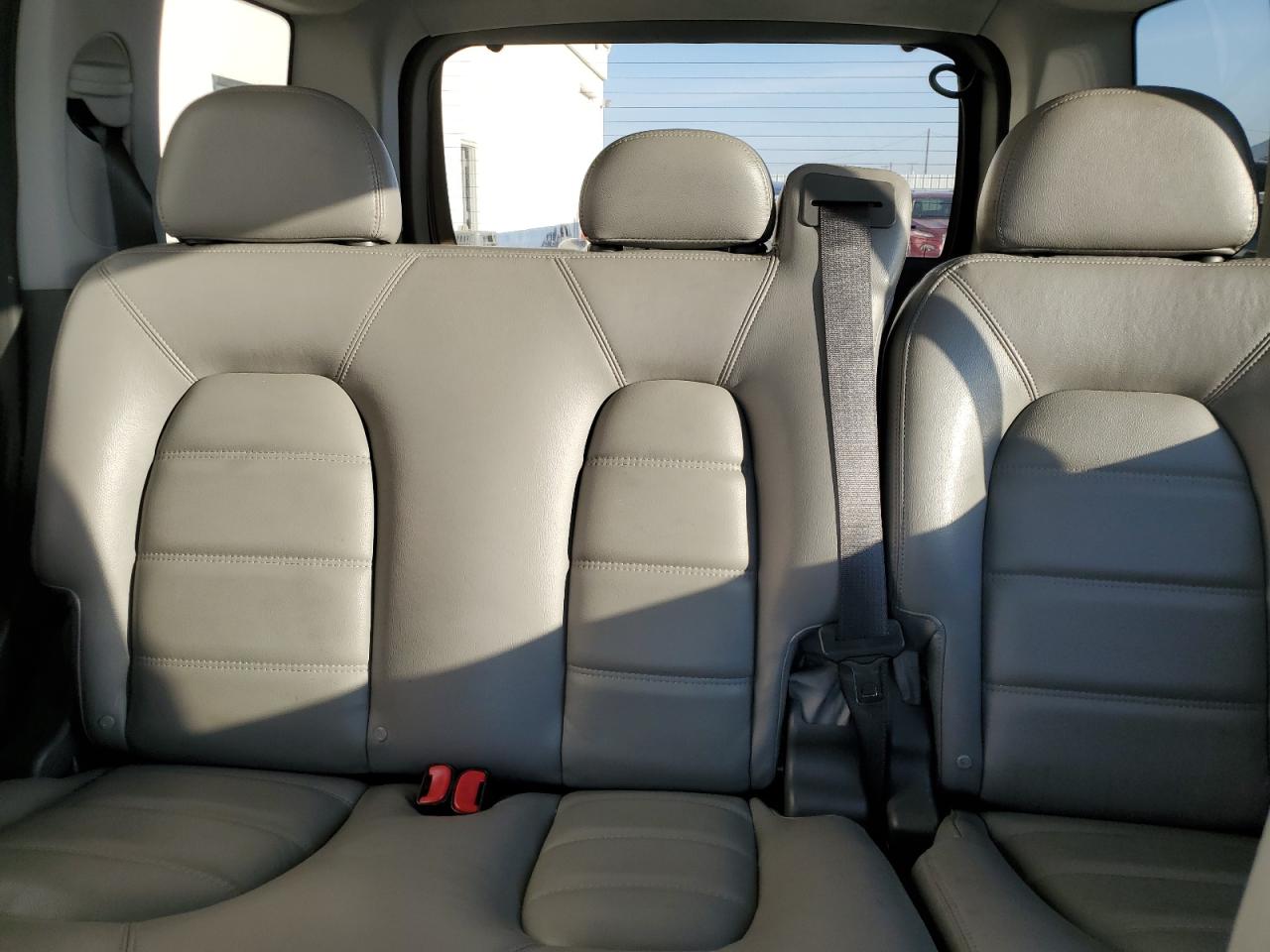 2004 Ford Explorer Xlt VIN: 1FMDU73K84UA58735 Lot: 71064585