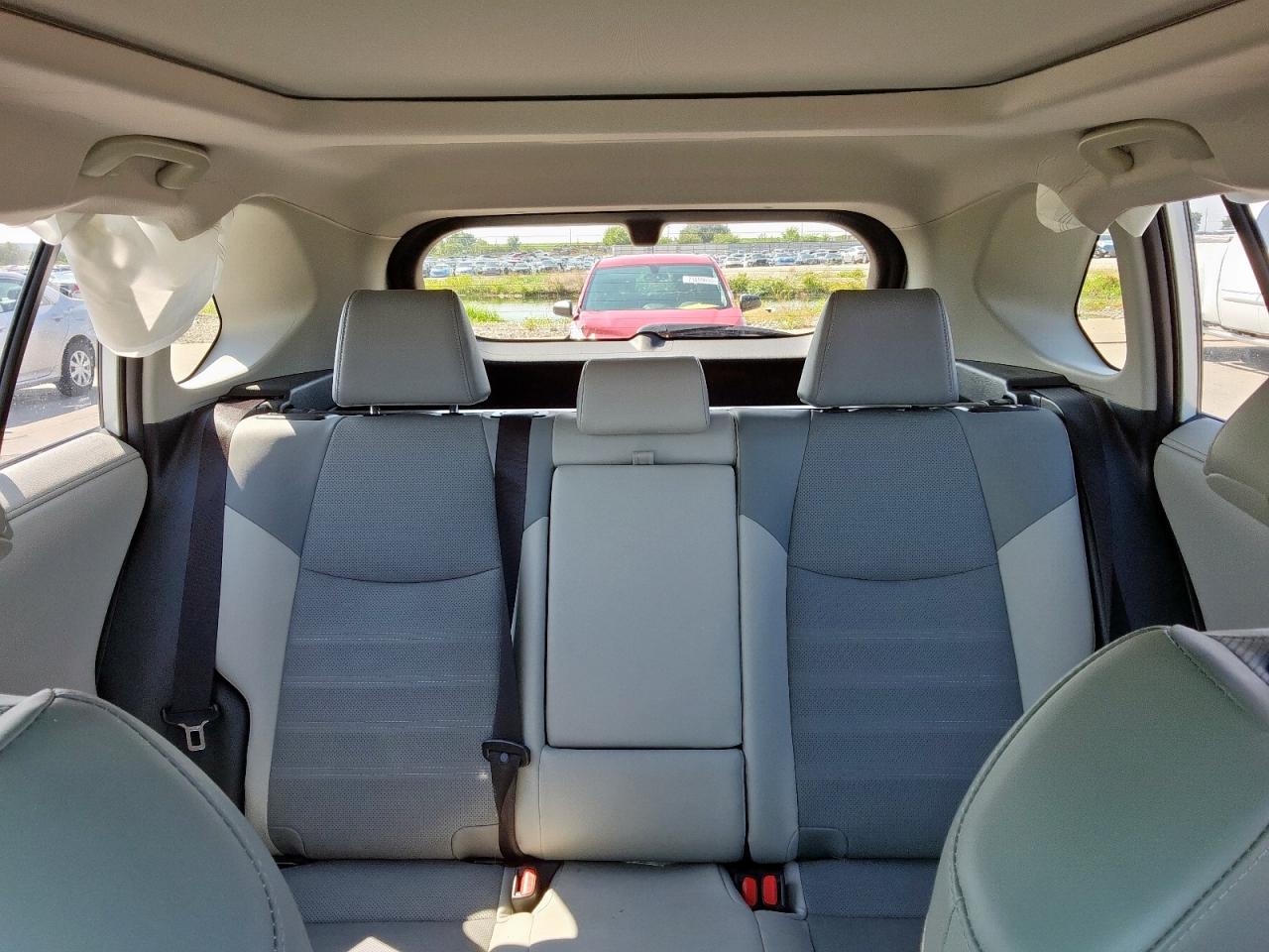 2020 Toyota Rav4 Limited VIN: JTMD6RFV3LD500643 Lot: 71975175