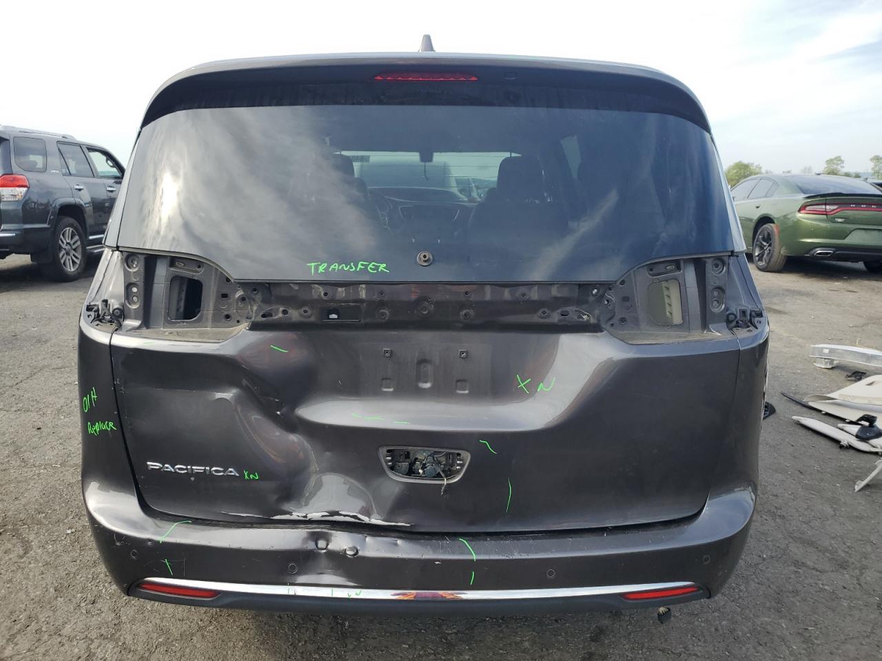 2018 Chrysler Pacifica Touring L Plus VIN: 2C4RC1EG8JR121585 Lot: 84012915