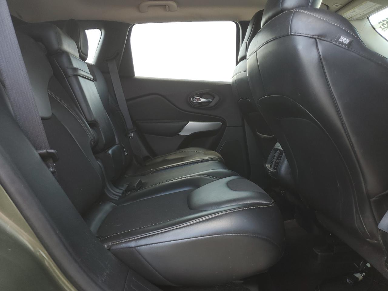 2018 Jeep Cherokee Latitude Plus VIN: 1C4PJMLB6JD602685 Lot: 80116465