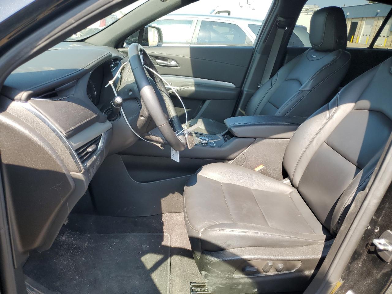 2022 Cadillac Xt4 Premium Luxury VIN: 1GYFZDR44NF164802 Lot: 80721545