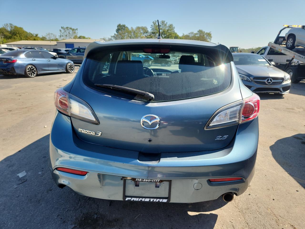 2011 Mazda 3 S VIN: JM1BL1K62B1466596 Lot: 70330295