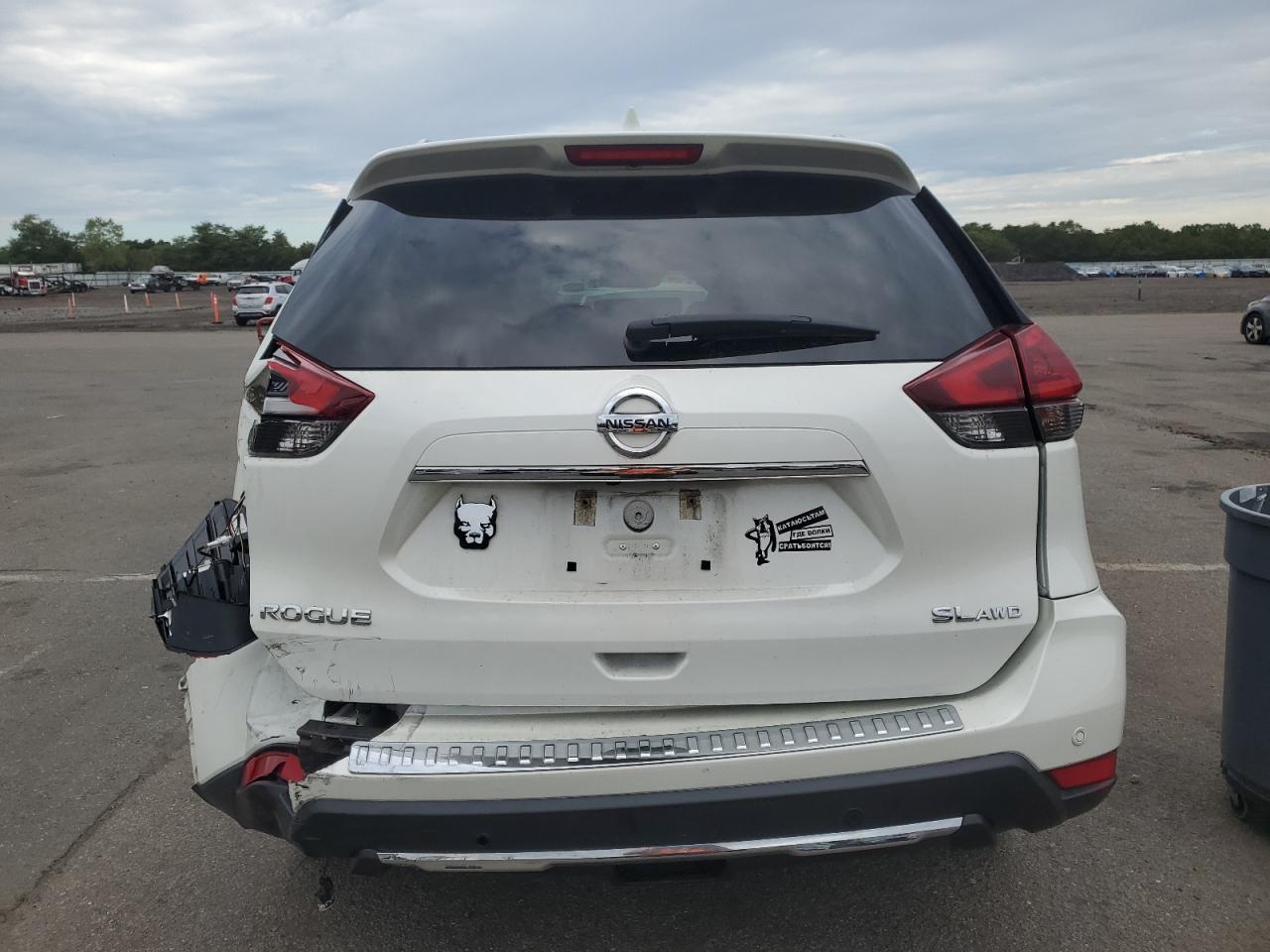 2019 Nissan Rogue S VIN: 5N1AT2MV8KC768299 Lot: 83868755