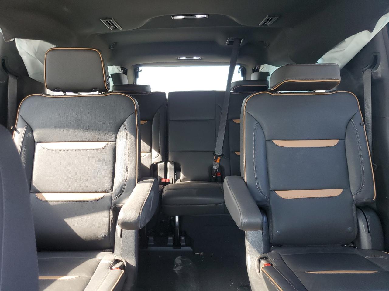 2023 GMC Yukon Xl K1500 At4 VIN: 1GKS2HKD7PR465516 Lot: 84283185