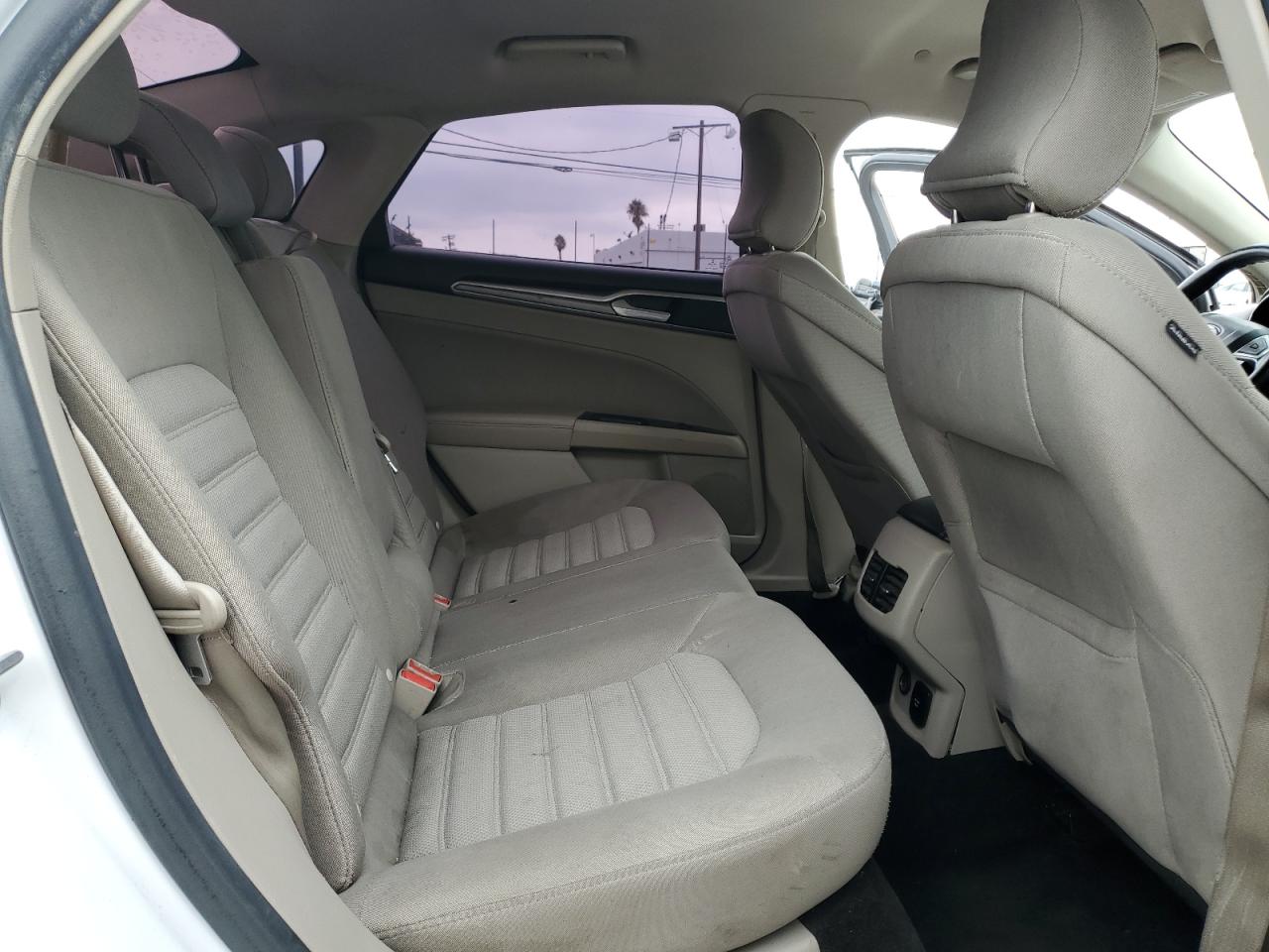 2017 Ford Fusion Se Hybrid VIN: 3FA6P0LU5HR400660 Lot: 82161615