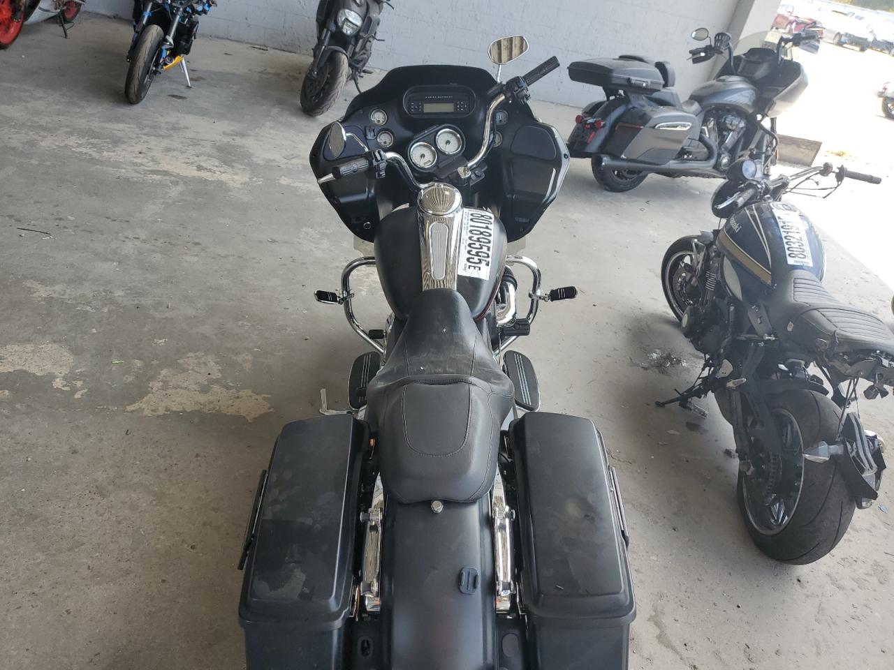2013 Harley-Davidson Fltrx Road Glide Custom VIN: 1HD1KHM10DB613423 Lot: 80189595