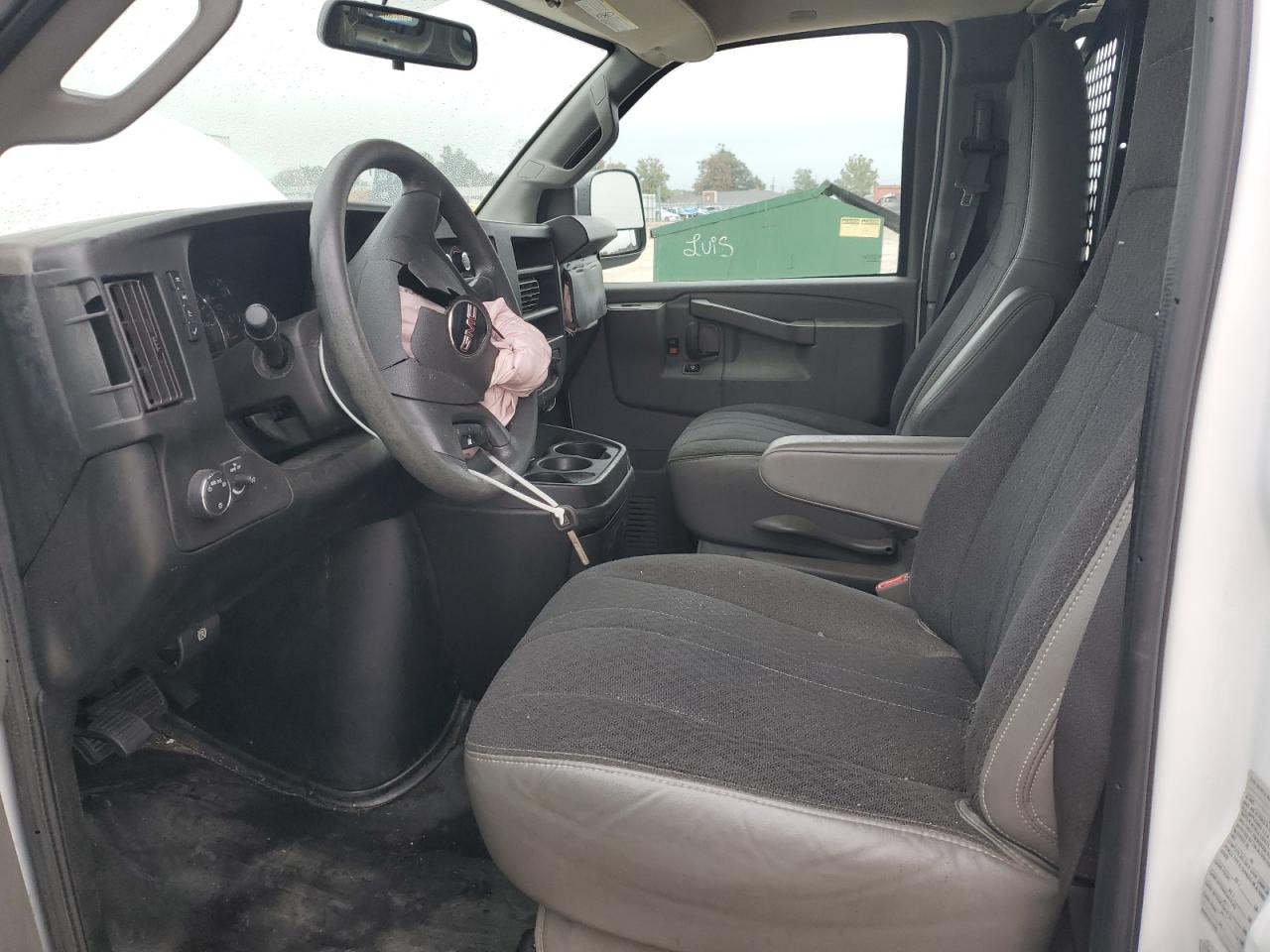 2019 GMC Savana G2500 VIN: 1GTW7AFG8K1236957 Lot: 82112075