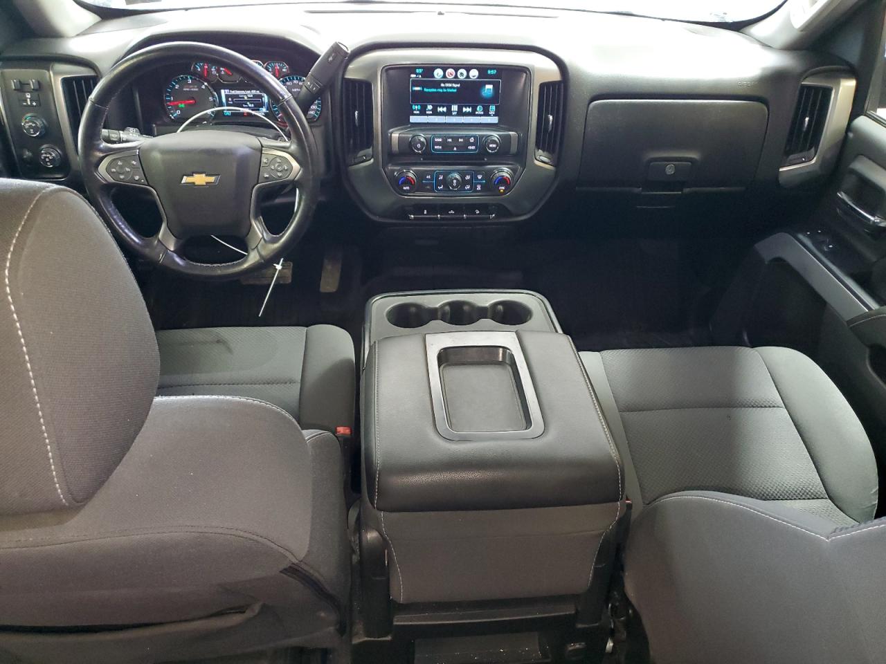 2018 Chevrolet Silverado K1500 Lt VIN: 3GCUKREC2JG477920 Lot: 84194025