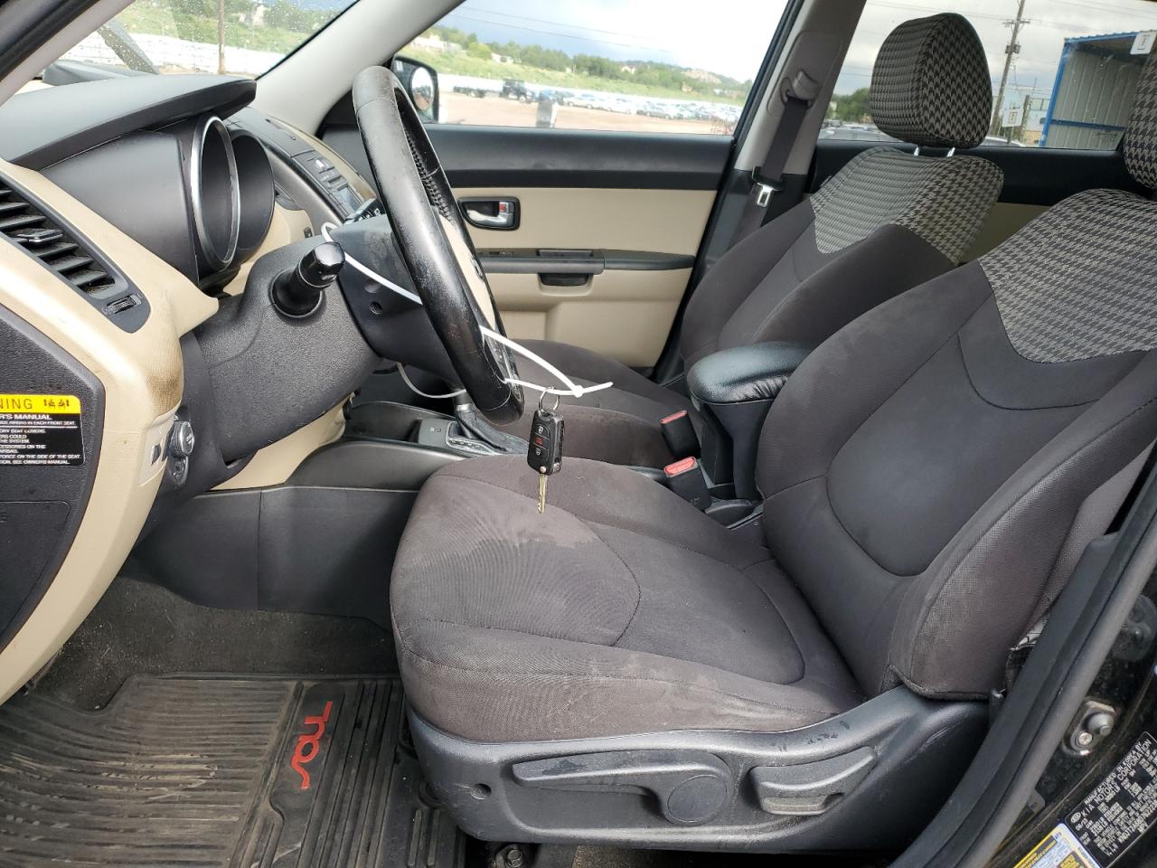 2013 Kia Soul + VIN: KNDJT2A68D7622238 Lot: 81057635