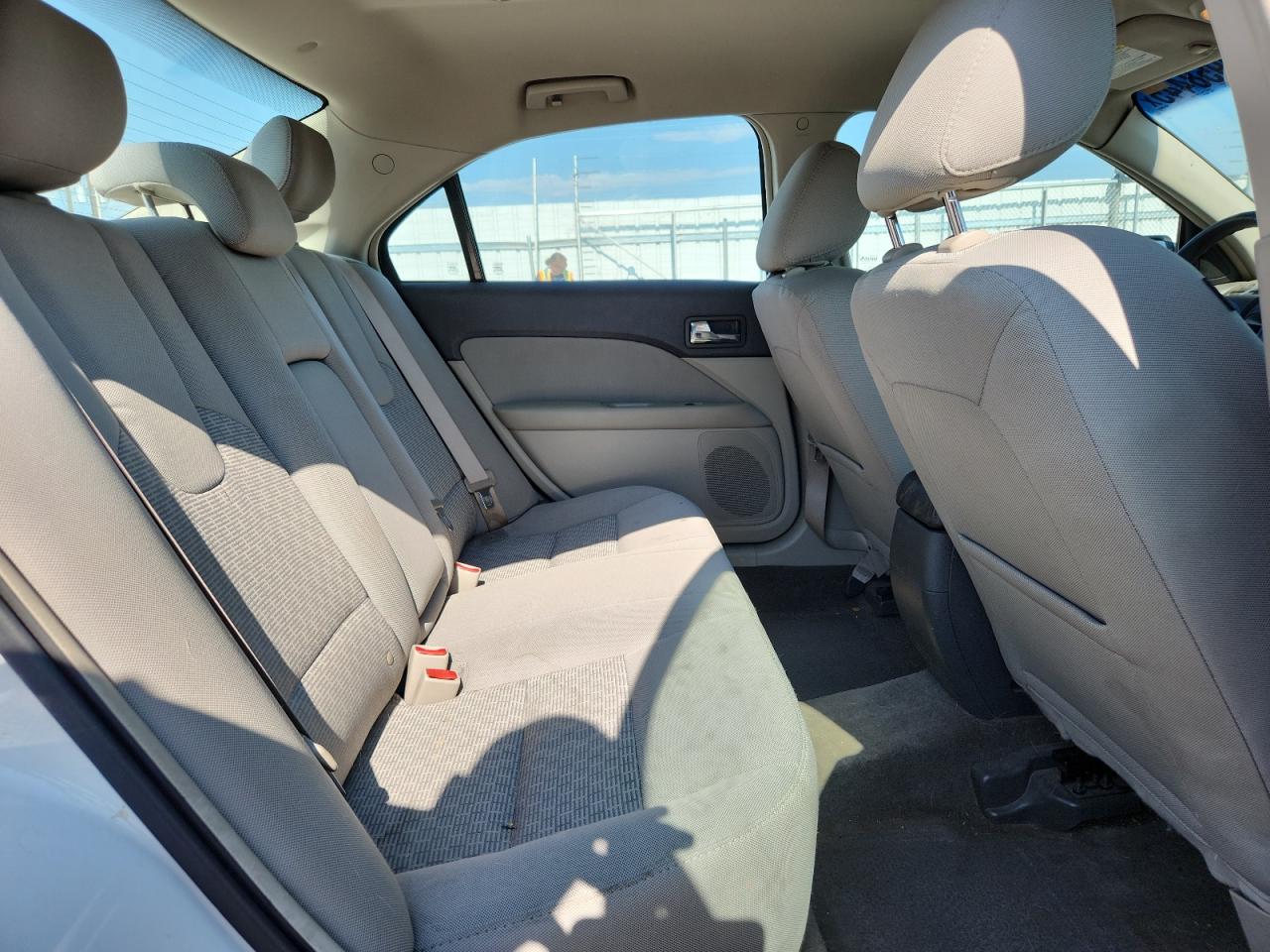 2011 Ford Fusion Se VIN: 3FAHP0HG5BR239634 Lot: 70958445