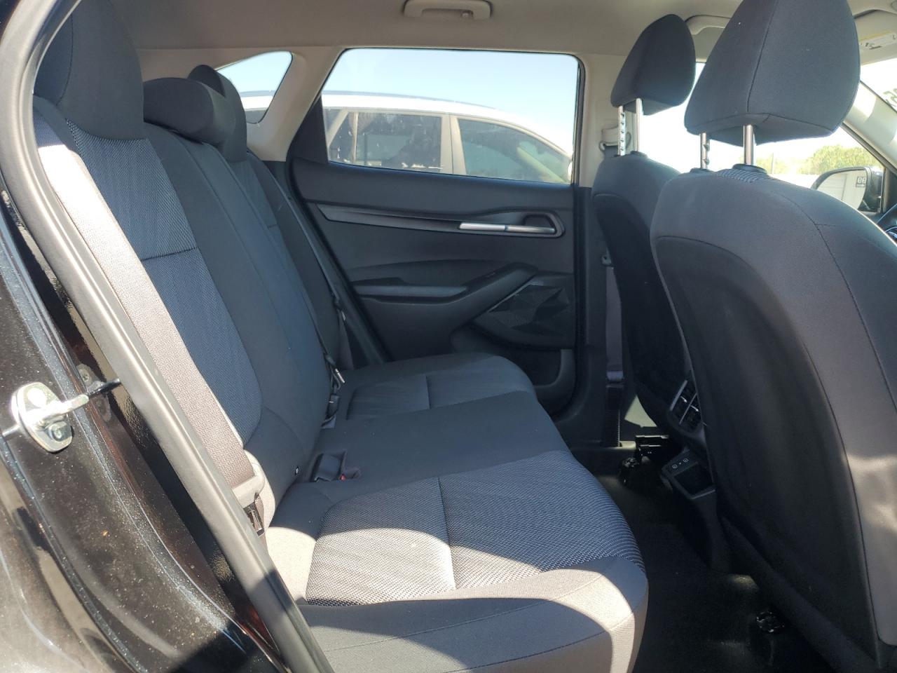 2024 Kia Seltos Lx VIN: KNDEPCAA4R7565933 Lot: 71985695