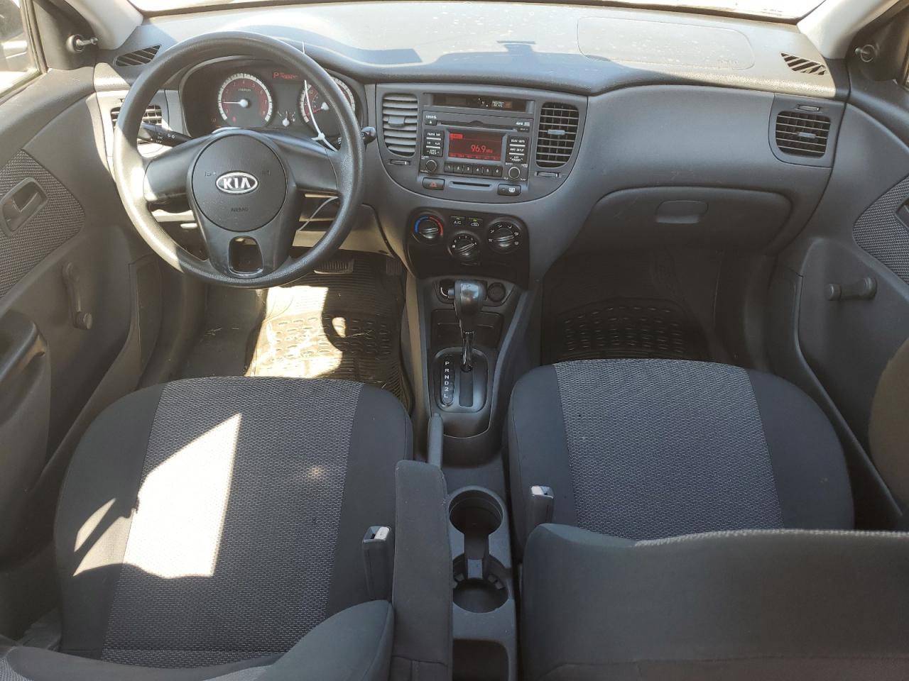 2011 Kia Rio Base VIN: KNADH4A32B6913818 Lot: 81523195