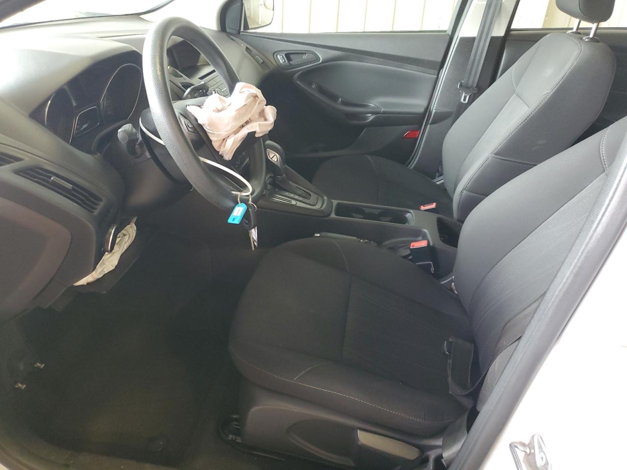 2016 Ford Focus S VIN: 1FADP3E22GL335011 Lot: 84439225