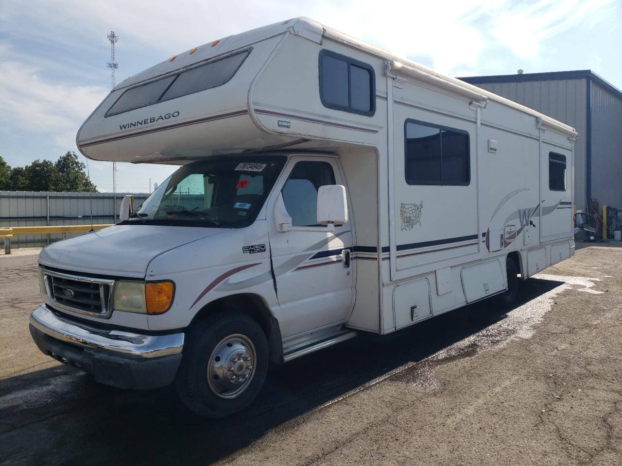 2005 Ford Econoline E450 Super Duty Cutaway Van two_colors null gas 1FDXE45S75HA59200 photo #3