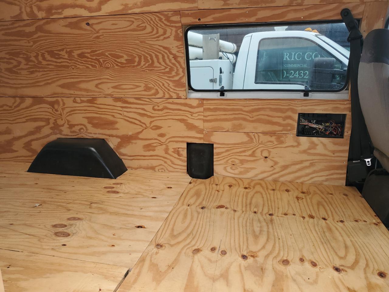 2002 Dodge Ram Van B3500 VIN: 2B7LB31Z62K117167 Lot: 71602835