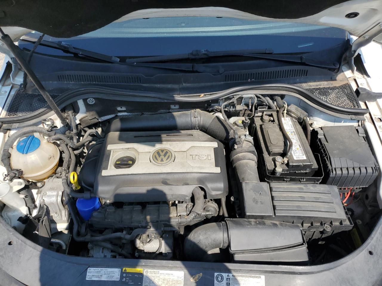 2015 Volkswagen Cc Sport VIN: WVWAN7AN8FE818094 Lot: 80066385