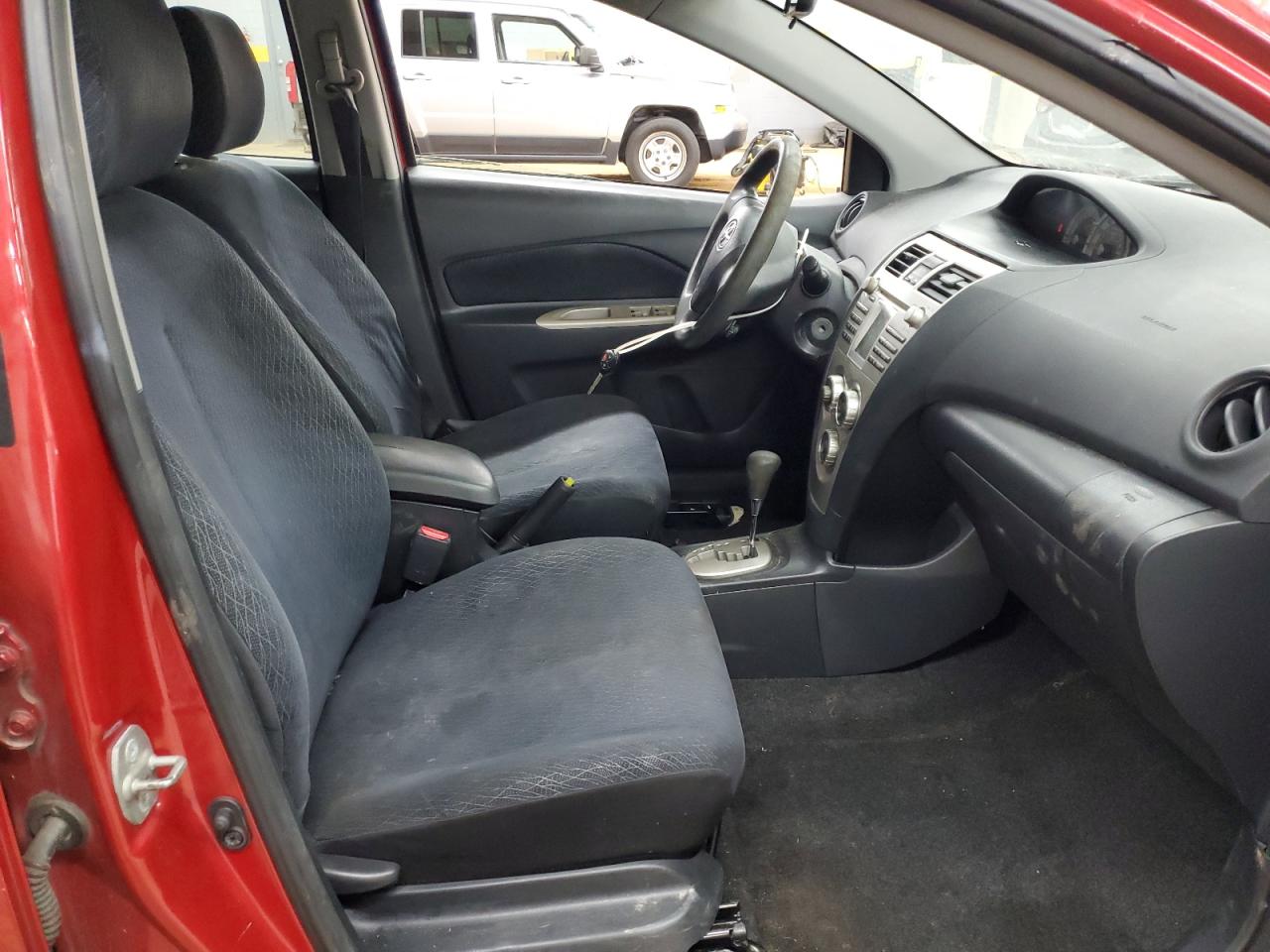 2008 Toyota Yaris VIN: JTDBT923184030768 Lot: 84813285