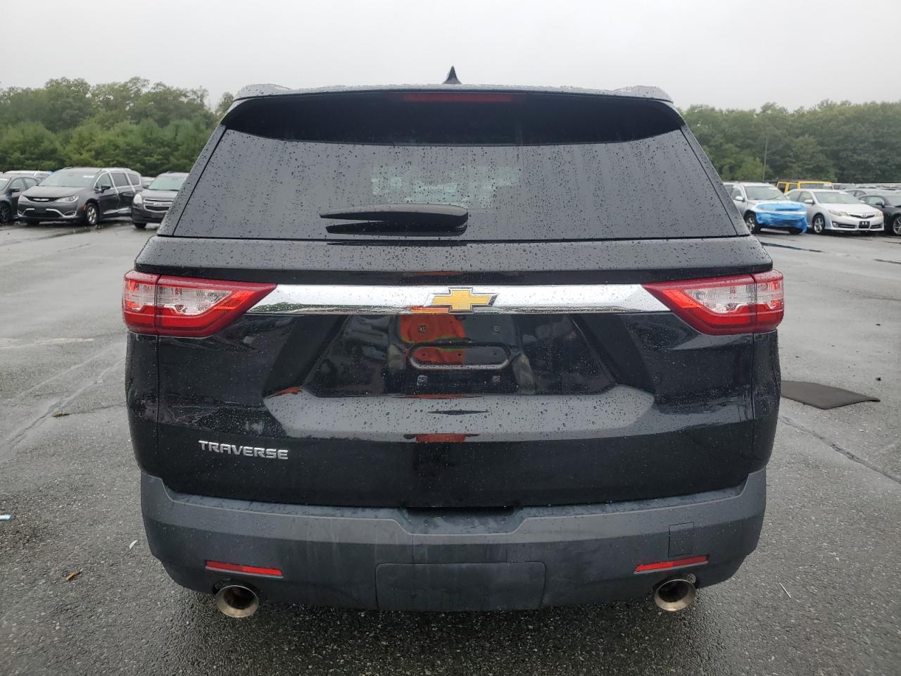 2018 Chevrolet Traverse Ls VIN: 1GNERFKW3JJ241991 Lot: 80624535