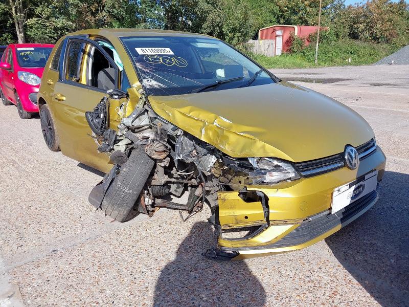 2017 VOLKSWAGEN GOLF SE NAVIGATION TDI BM 