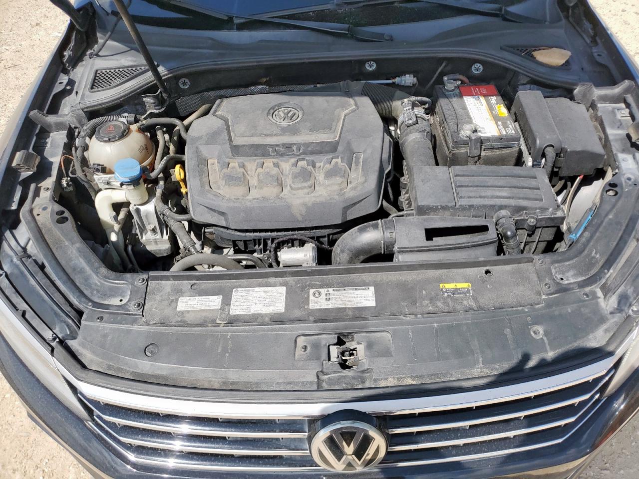 2018 Volkswagen Passat Se VIN: 1VWBA7A36JC025375 Lot: 80527165