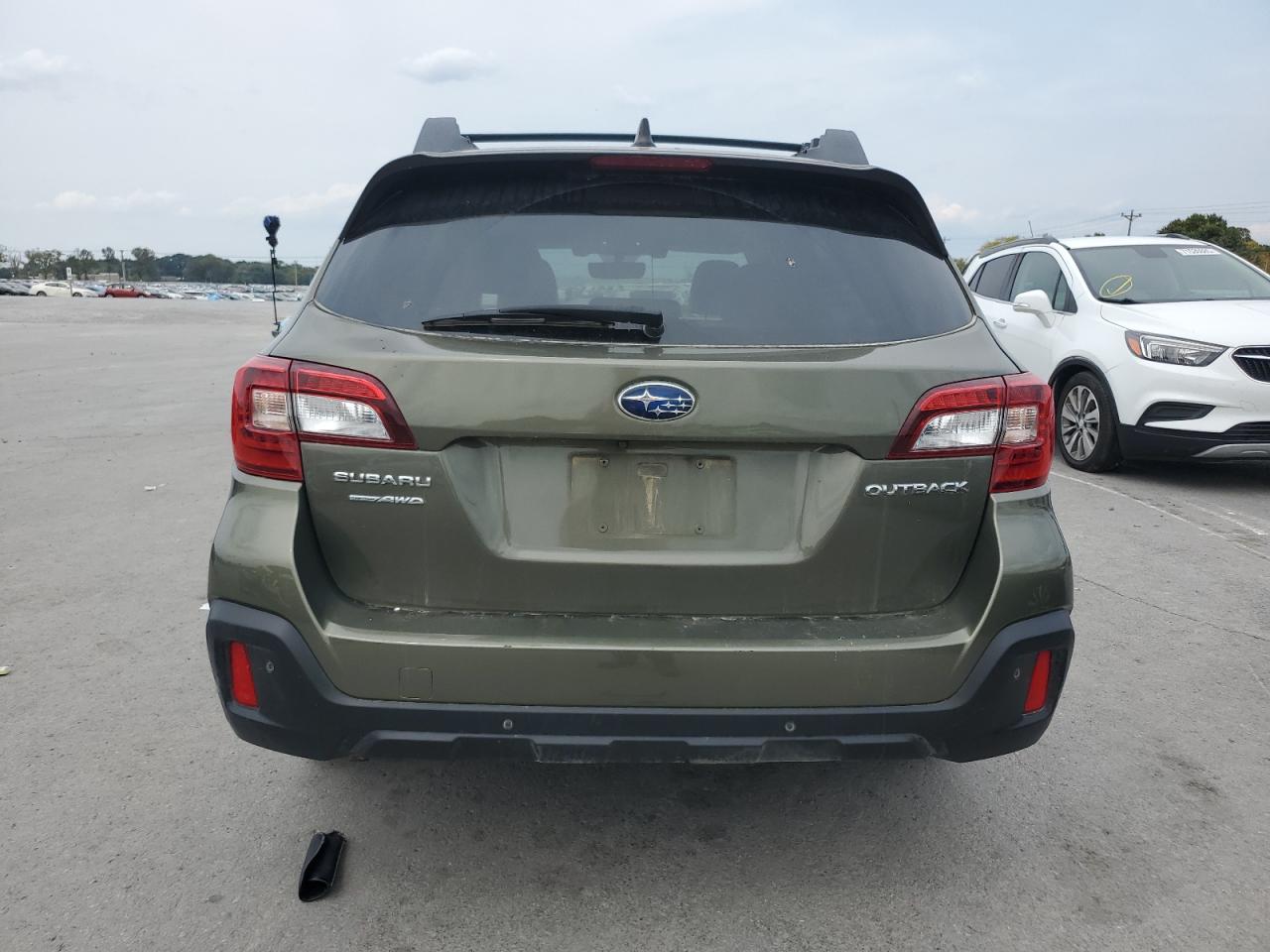 2018 Subaru Outback 2.5I Limited VIN: 4S4BSANC0J3340918 Lot: 71543435