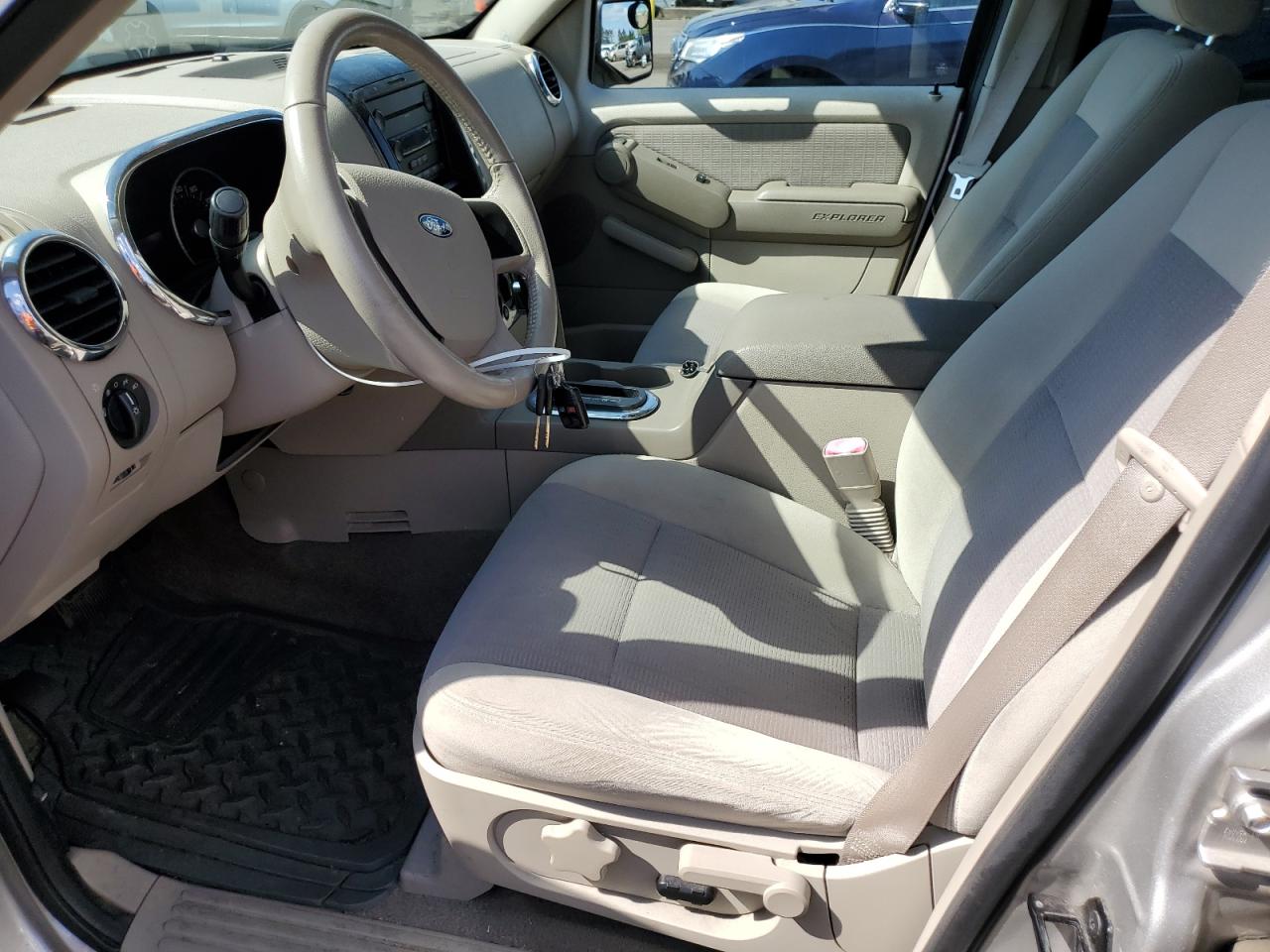 2007 Ford Explorer Xlt VIN: 1FMEU73E07UB71873 Lot: 80827175
