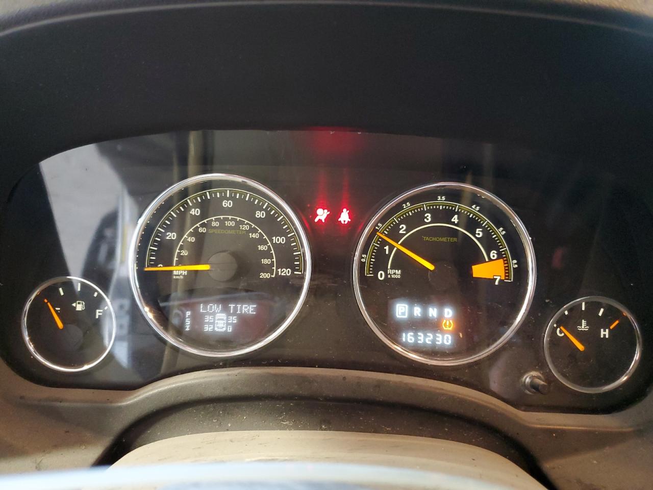 2014 Jeep Compass Latitude VIN: 1C4NJDEB4ED600234 Lot: 81767615