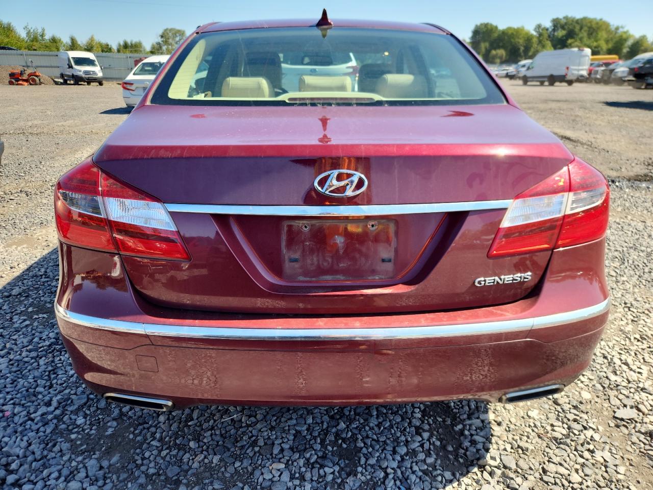 2013 Hyundai Genesis 3.8L VIN: KMHGC4DD1DU228707 Lot: 80853385