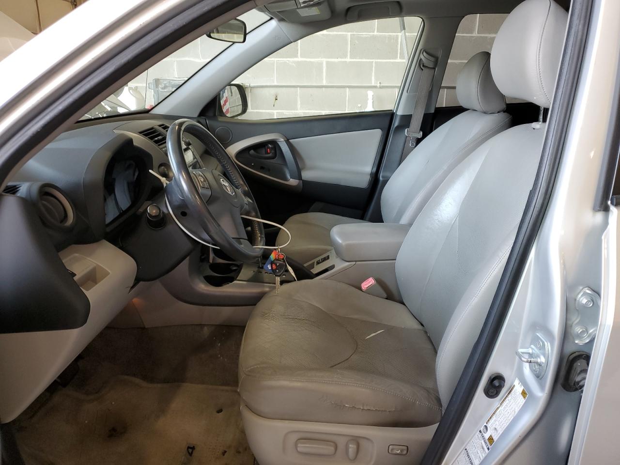 2007 Toyota Rav4 Limited VIN: JTMBK31V875028365 Lot: 80207125