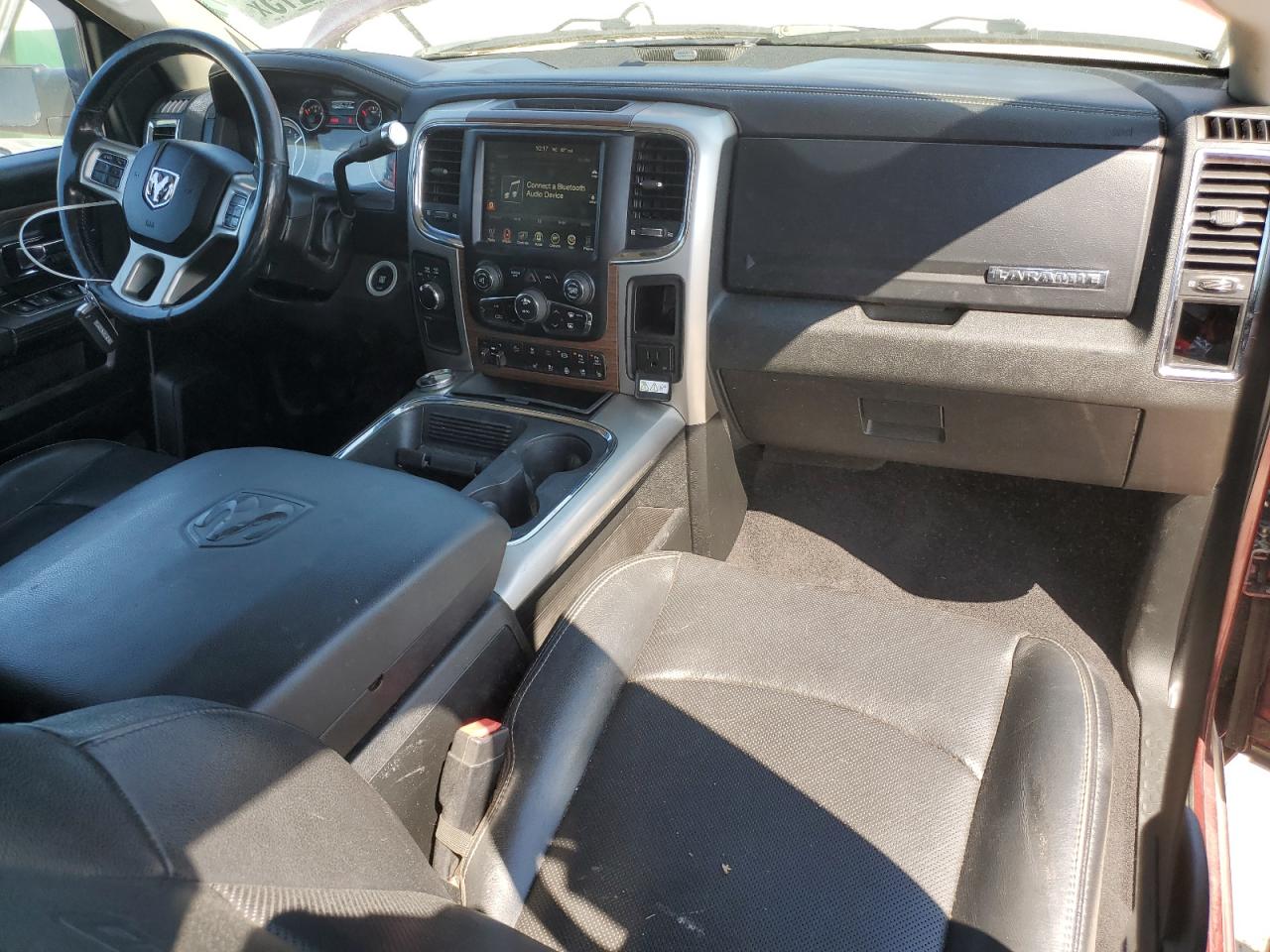 2017 Ram 2500 Laramie VIN: 3C6UR5NL4HG692947 Lot: 80304215