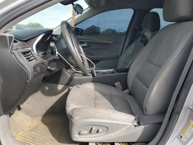 Sedans CHEVROLET IMPALA 2016 Srebrny