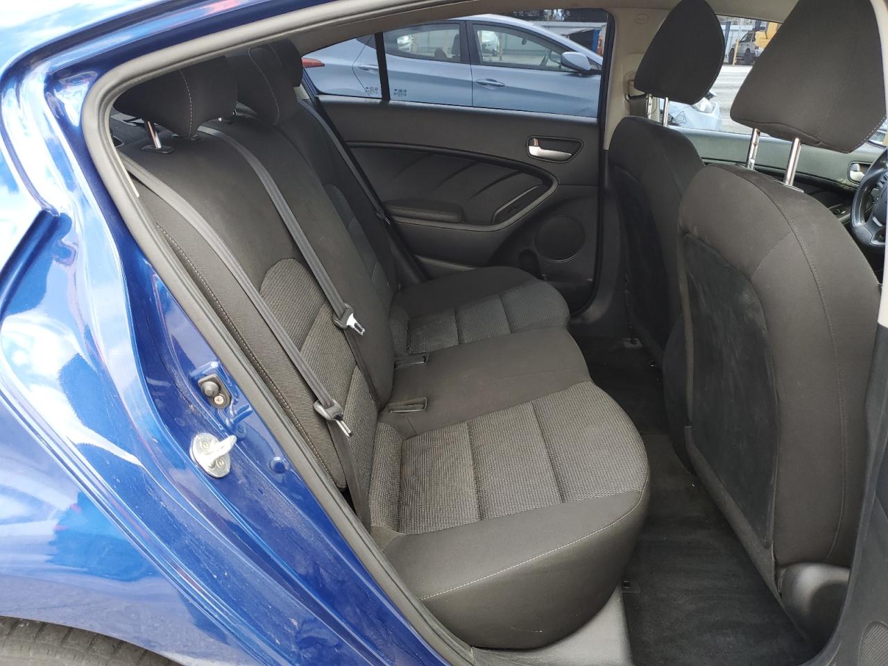 2017 Kia Forte Lx VIN: 3KPFK4A70HE124294 Lot: 80313575