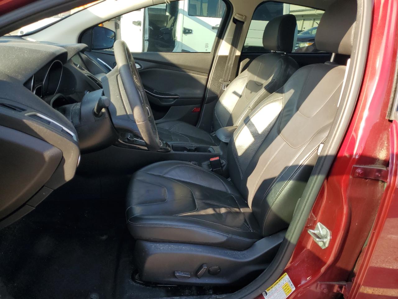 2017 Ford Focus Titanium VIN: 1FADP3J26HL222864 Lot: 84170915