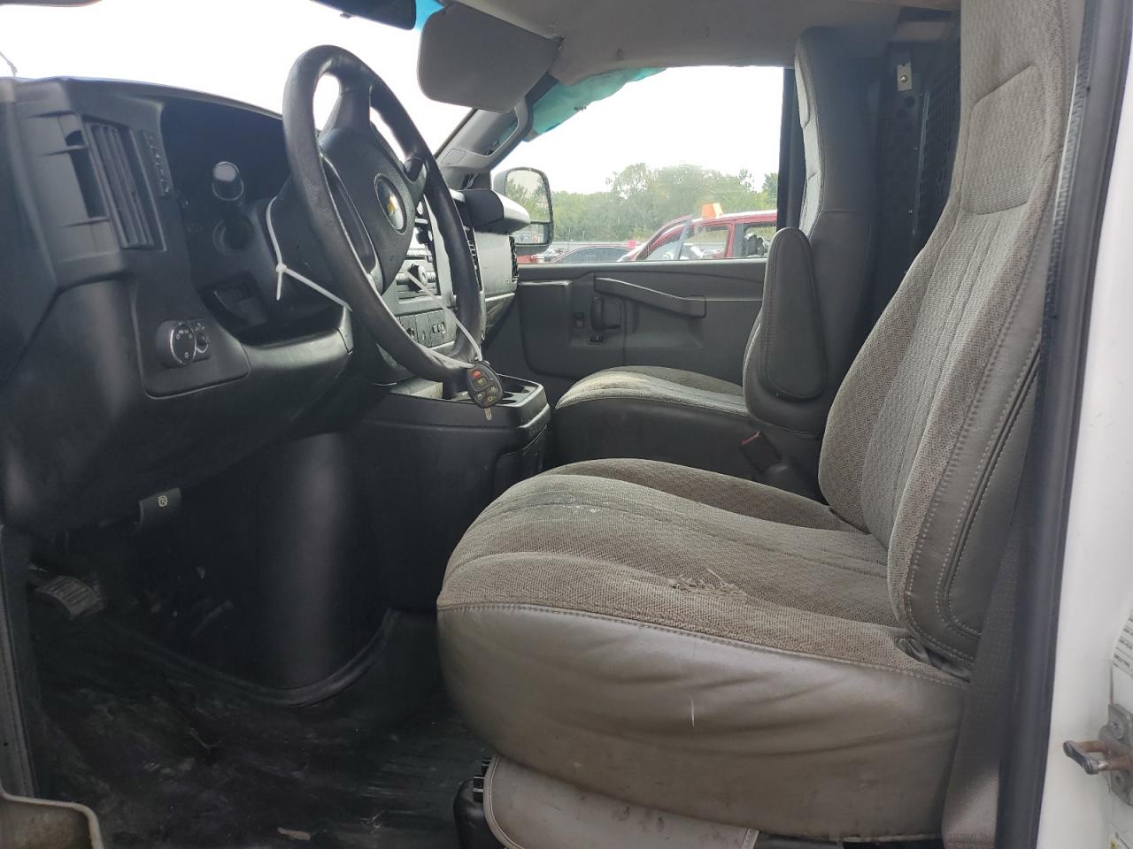 2017 Chevrolet Express G2500 VIN: 1GCWGAFG6H1193812 Lot: 81587915