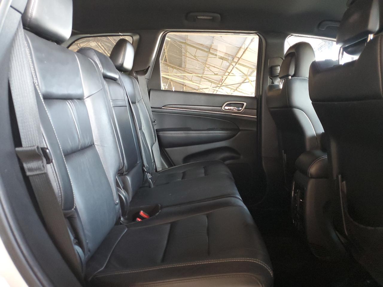 2015 Jeep Grand Cherokee Limited VIN: 1C4RJEBGXFC686597 Lot: 81144355