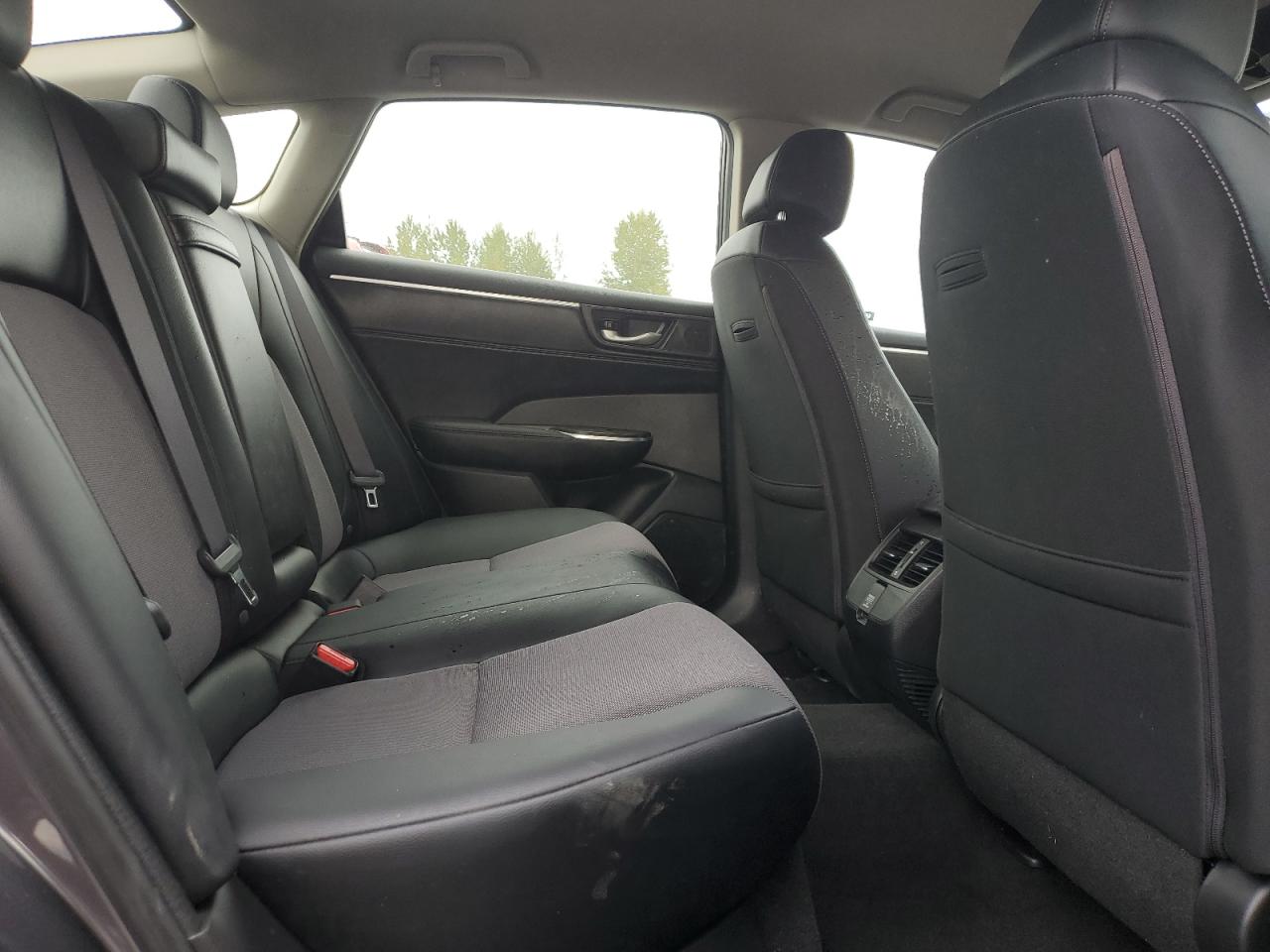 2018 Honda Clarity VIN: JHMZC5F10JC000154 Lot: 80200495