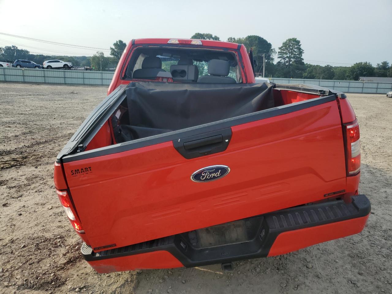 2020 Ford F150 VIN: 1FTMF1C51LKE37656 Lot: 71700375