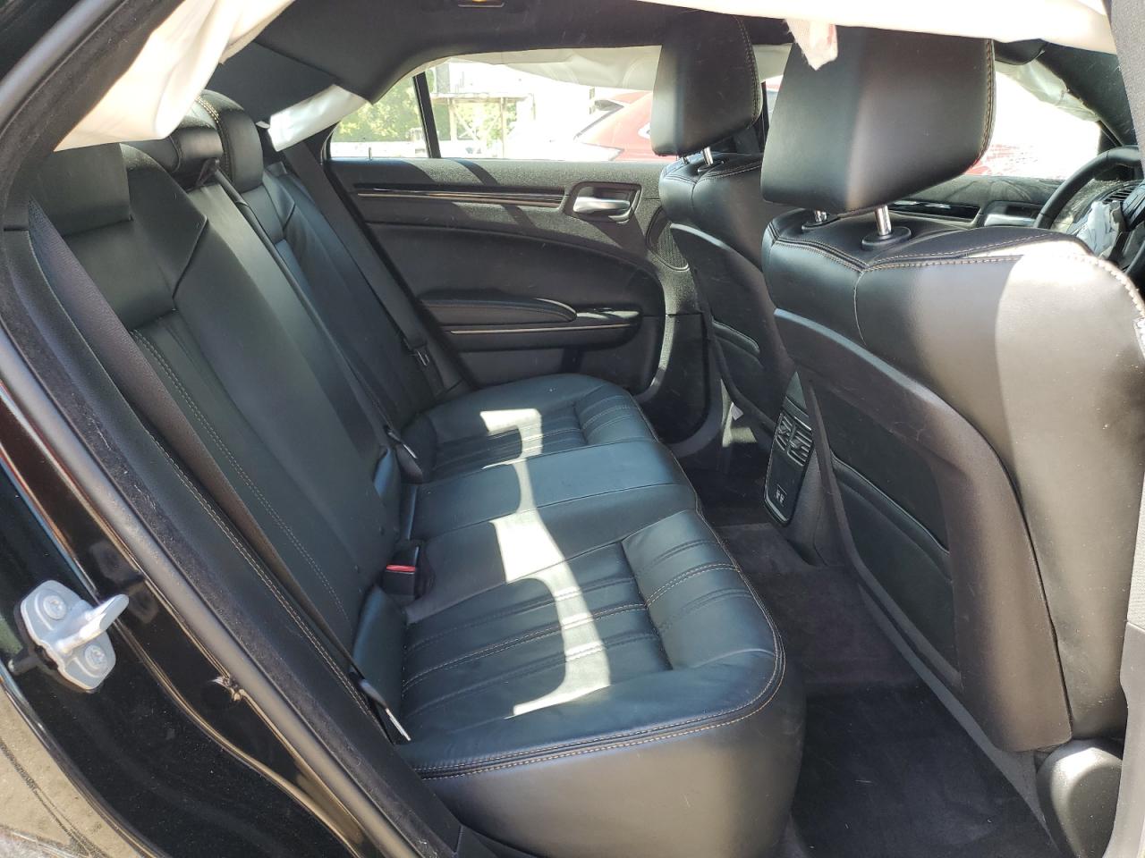 2016 Chrysler 300 S VIN: 2C3CCAGG5GH298651 Lot: 71788755