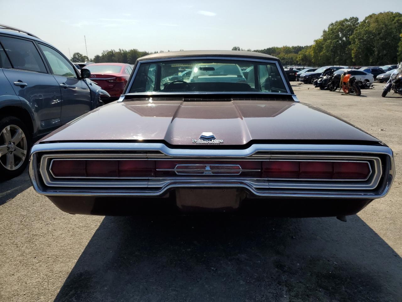 1966 Ford Thunderbir VIN: 6Y87Q123507 Lot: 82094965