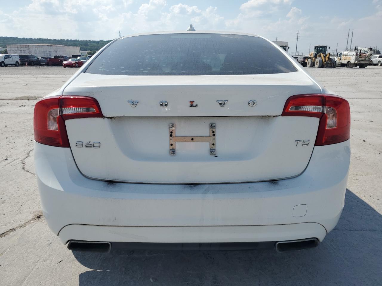 2015 Volvo S60 Premier VIN: YV140MFK8F1350796 Lot: 81000745