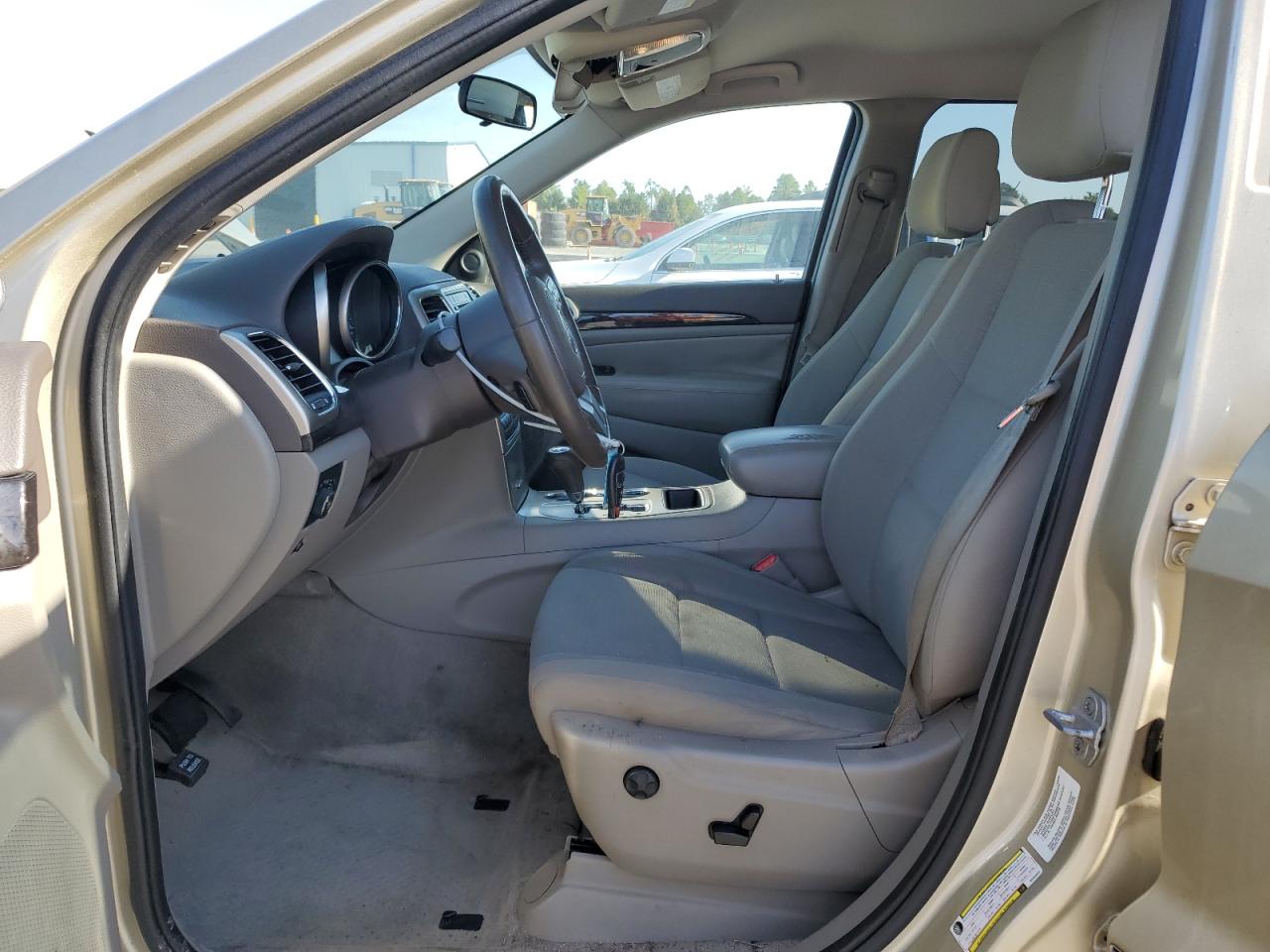 2011 Jeep Grand Cherokee Laredo VIN: 1J4RS4GG1BC564523 Lot: 82019355