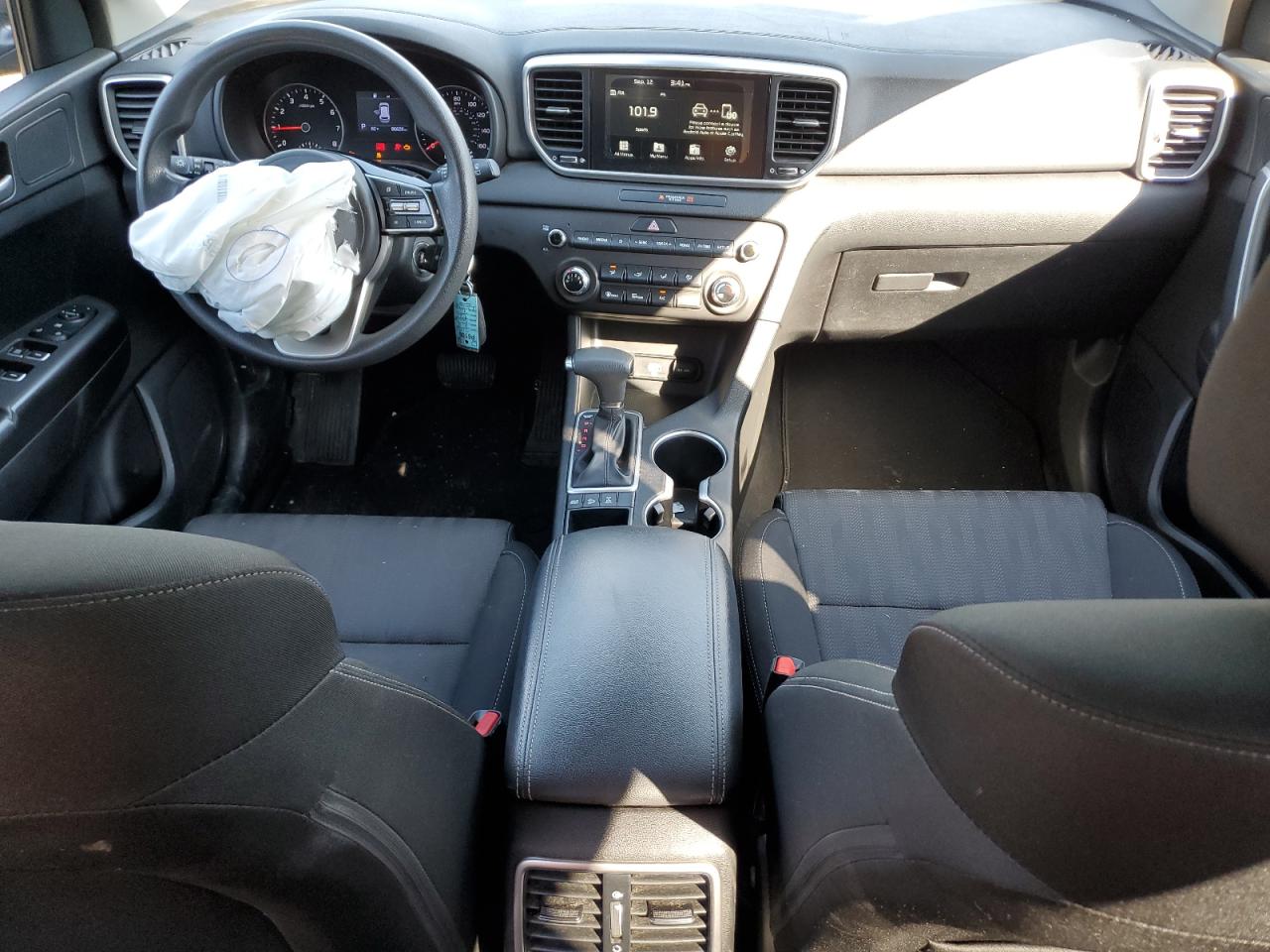 2020 Kia Sportage Lx VIN: KNDPMCAC4L7656145 Lot: 80713315