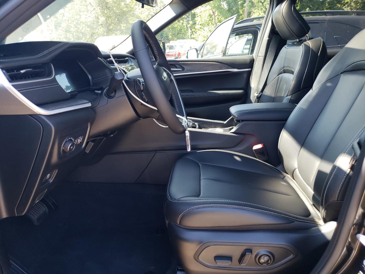 2025 Jeep Grand Cherokee L Limited VIN: 1C4RJKBG0S8711129 Lot: 71661985