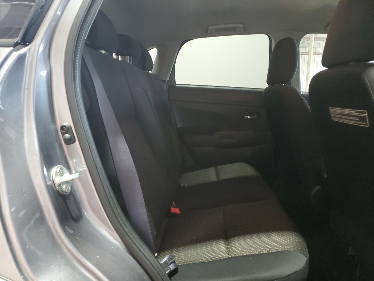 2016 Mitsubishi Outlander Sport Es VIN: JA4AP3AU8GZ061843 Lot: 84754905